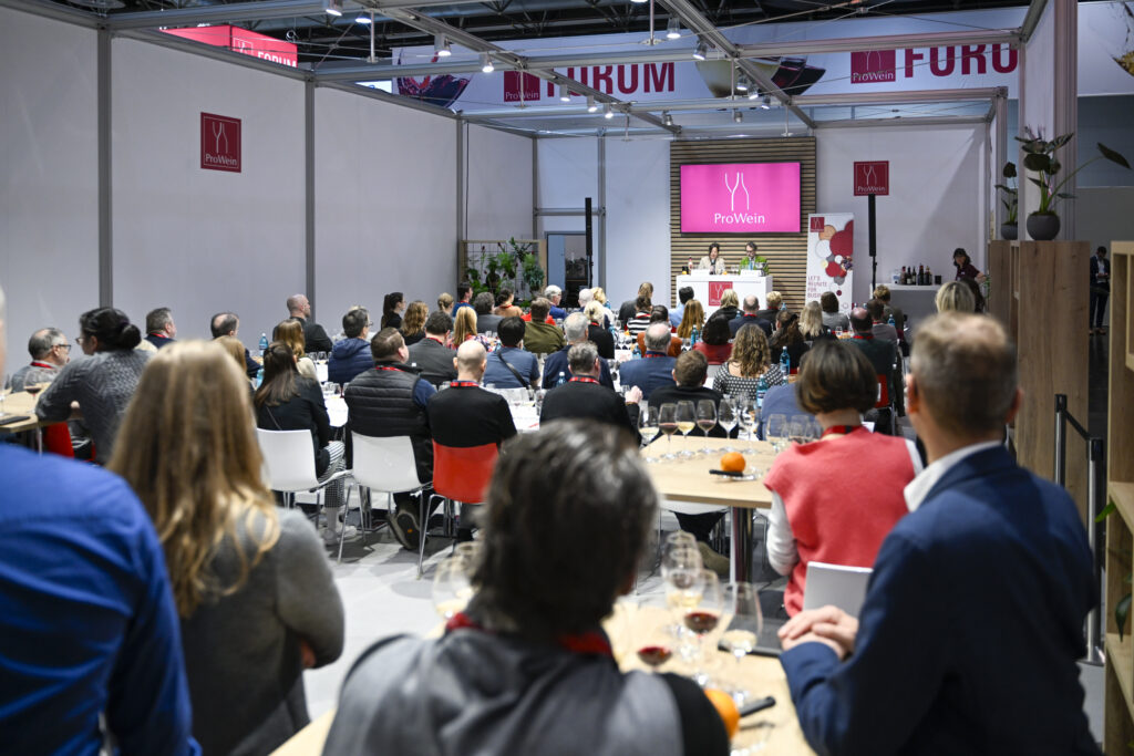 Prowein trend talks in crowded Forum room with stage up front